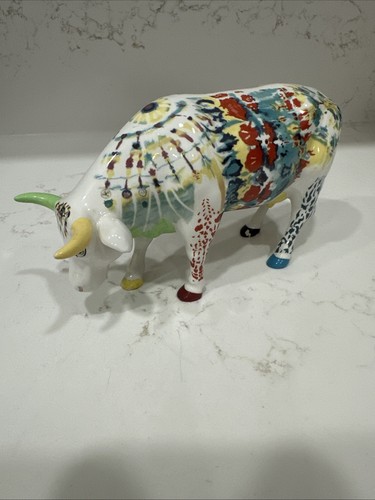 Cow parade 2000 udderly - cow, groovy